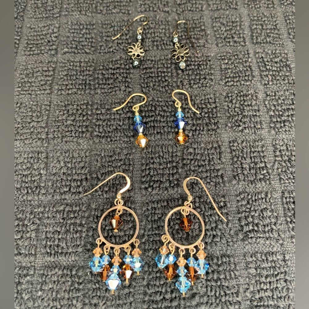Beaded Dangling Pierced Earrings in Blue and Brown
